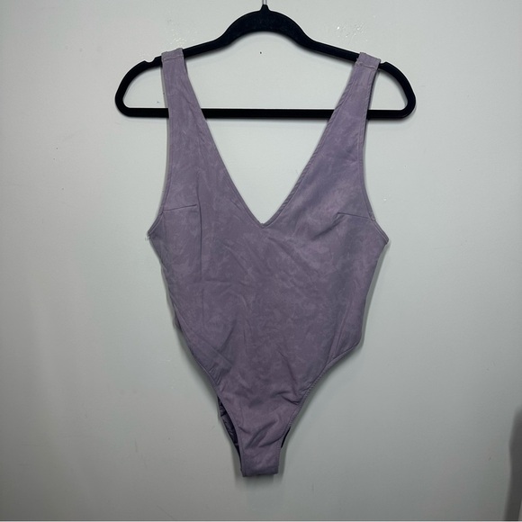 Good American Lilac One Piece Bodysuit - Picture 2 of 5